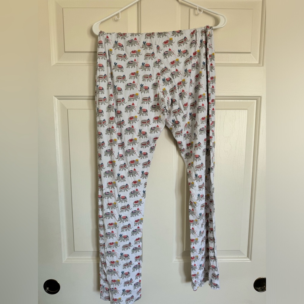 Roller Rabbit White Pajama Set with Elephant Print - Picture 4 of 4